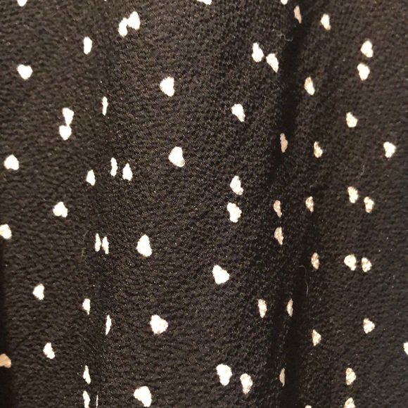 BLOuSOLOGY size M blouse. Black with small  white hearts - Picture 2 of 10